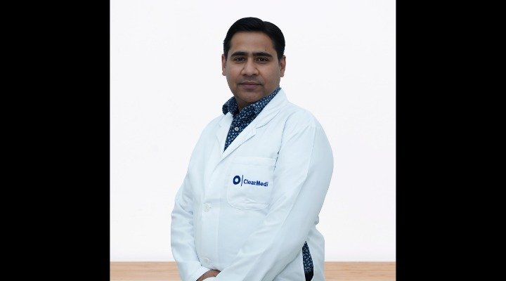 Dr Guneet